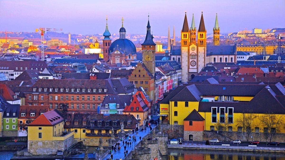 Almanya’ya, Kanada’ya Beyin Göçü Gerçekleştiren Kişilere Sorduk: Neden Gittiler, Neyle Karşılaştılar?