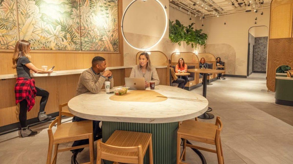 Robotlar İşlerimizi Elimizden Alıyor, Sıra Kasiyerlerde: Starbucks Kasasız ve Kasiyersiz Şube Açtı