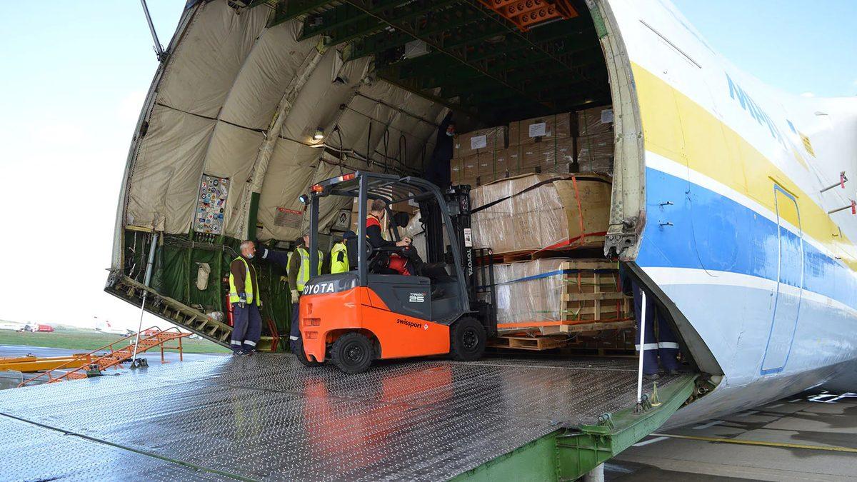 Geçen Seneye Kadar Dünyanın En Büyük Uçağı Olarak Bilinen Antonov An-225 Mriya’nın Üzücü Hikâyesi