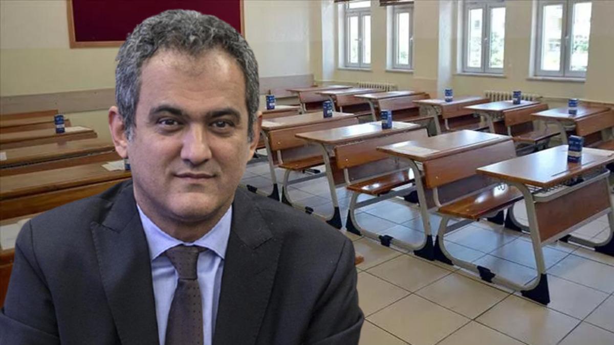 Okullar Açılıyor, Bazı Sınıflar Kapalı: Milli Eğitim Bakanı Mahmut Özer, Yüz Yüze Eğitime Ara Verilen Sınıf Sayısını Açıkladı