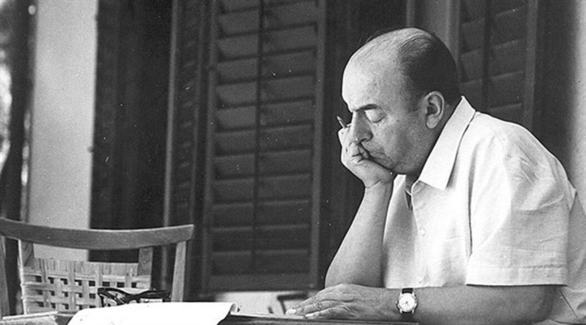 Nobel Edebiyat Ödülü Kazanmış Şair Pablo Neruda’nın Duygu Seline Sürükleyen 8 Şiiri (Bir Tanesi de Nazım Hikmete Adanmış)