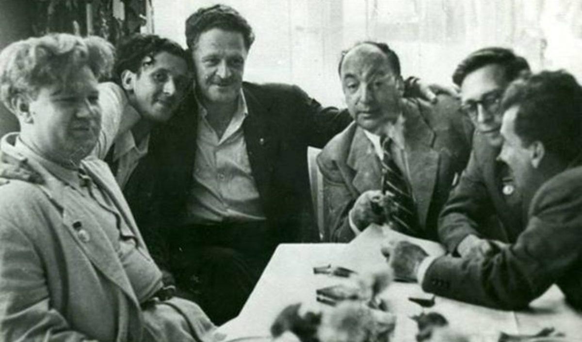 Nobel Edebiyat Ödülü Kazanmış Şair Pablo Neruda’nın Duygu Seline Sürükleyen 8 Şiiri (Bir Tanesi de Nazım Hikmete Adanmış)