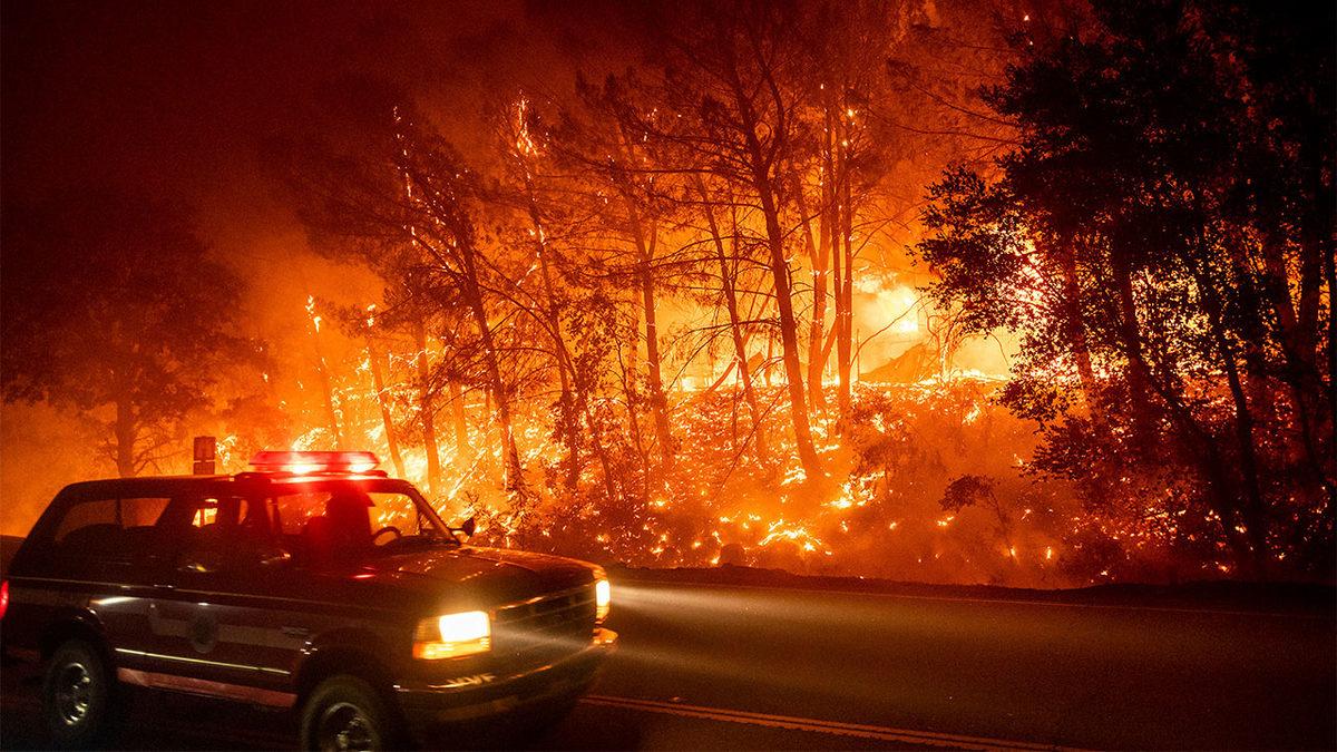 İnsanların Durduk Yere Yangın Çıkarmasına Neden Olan Hastalık ’Piromani’ Nedir, Hangi Belirtileri Gösterir?