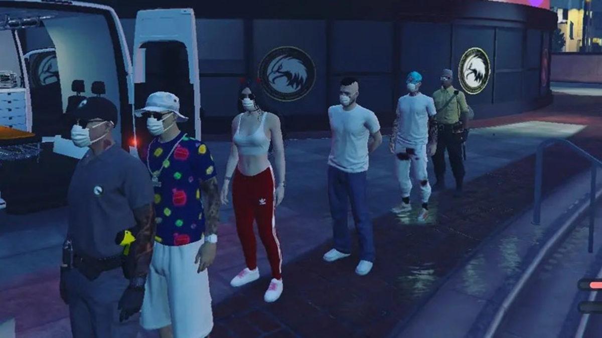 Aşısını Olan Çıksın, Kasıyor: GTA 5’e Aşı Merkezleri Eklendi, Sanal COVID-19 Aşısı İçin Kuyruklar Oluştu [Video]
