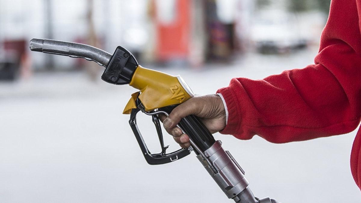 Olmayan Alamıyor, Olan Yola Çıkamıyor... Benzin, Motorin ve LPG’ye Tarihi Zam Geldi