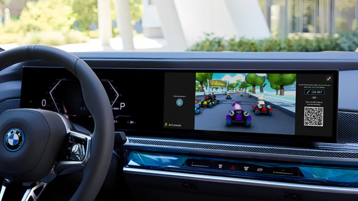 BMW, Arabanın Panelinde Oynanabilen Oyun Geliştirecek Geliştiriciler Arıyor