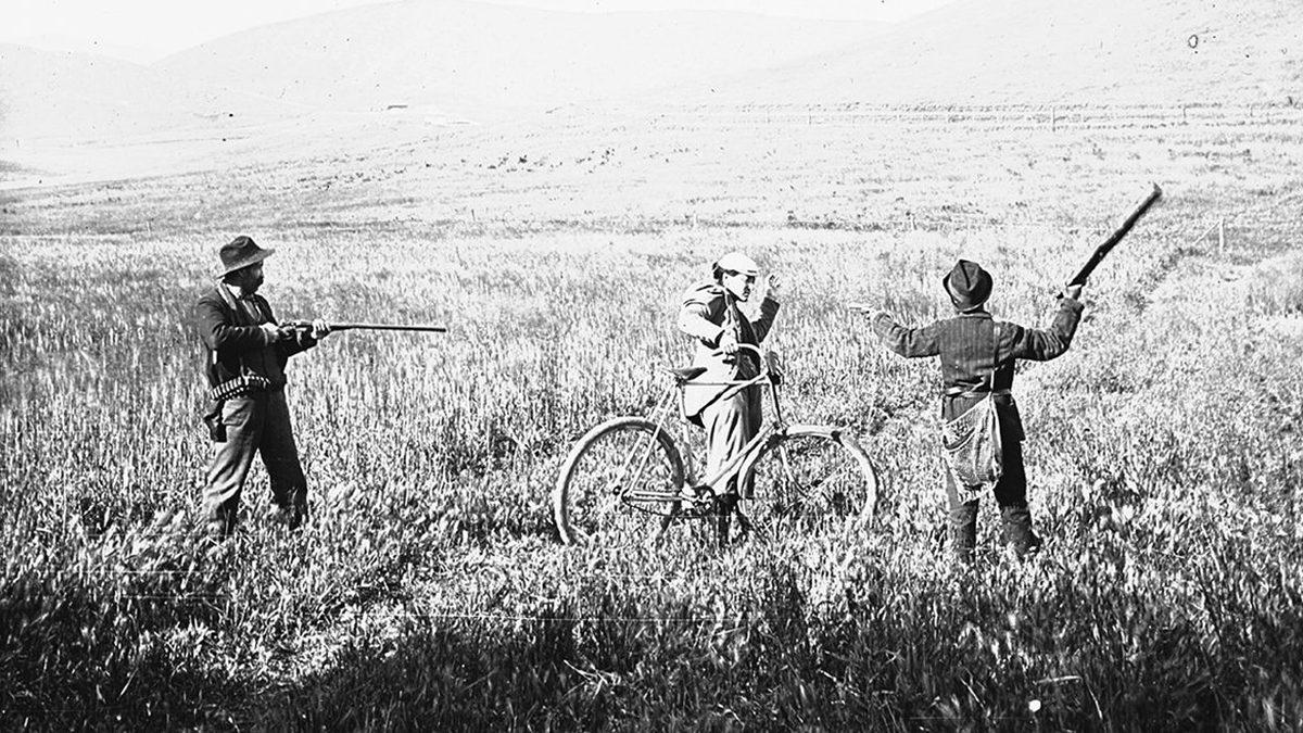 Bisikletiyle Dünya Turuna Çıkarak Kadınların Pantolon Giymesine Öncülük Eden Özgür Ruhlu İsim: Annie Londonderry