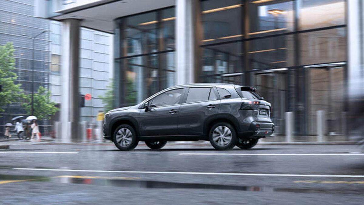 Bu da Japon Tankı: Türkiye’de de Satışa Sunulacak 2022 Suzuki S-Cross Tanıtıldı