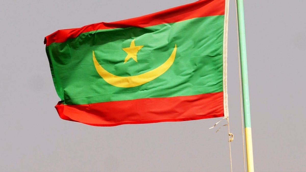 Bazı Bayraklarda Hilalin Farklı Yönlere Bakmasının 