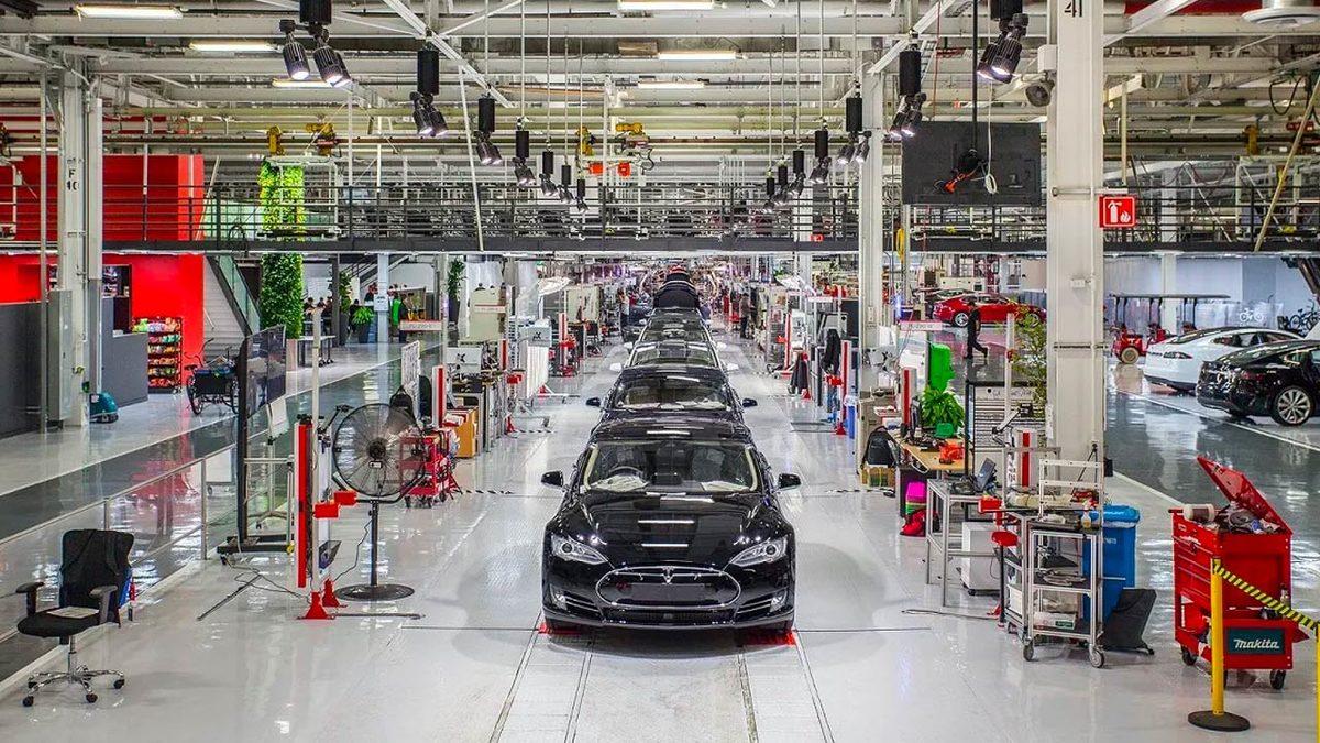 45 Saniyede, Bir Araç Gövdesi Üretmeyi Hedefliyordu: Tesla, Avrupa Birliği’nden Fon Alma Hakkını Kaybetti