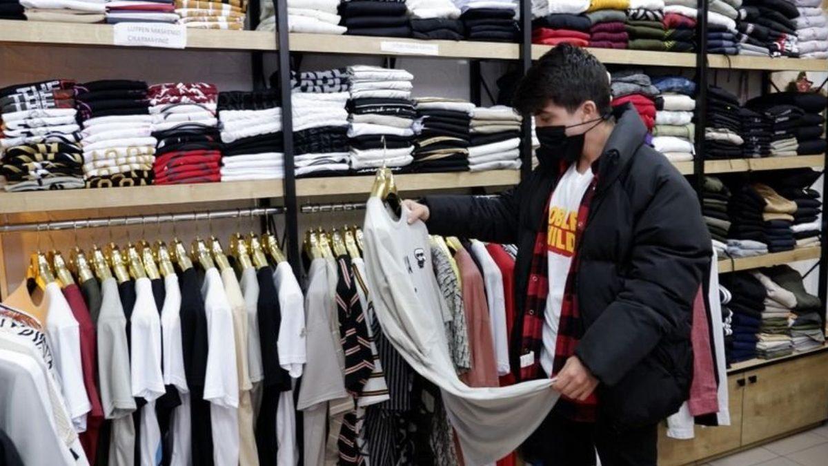 Firmalar ’Dolarla Ödeme’ İstiyormuş: Giyim Sektöründe Yeni Yılla Birlikte Beklenen Zam Oranı Açıklandı