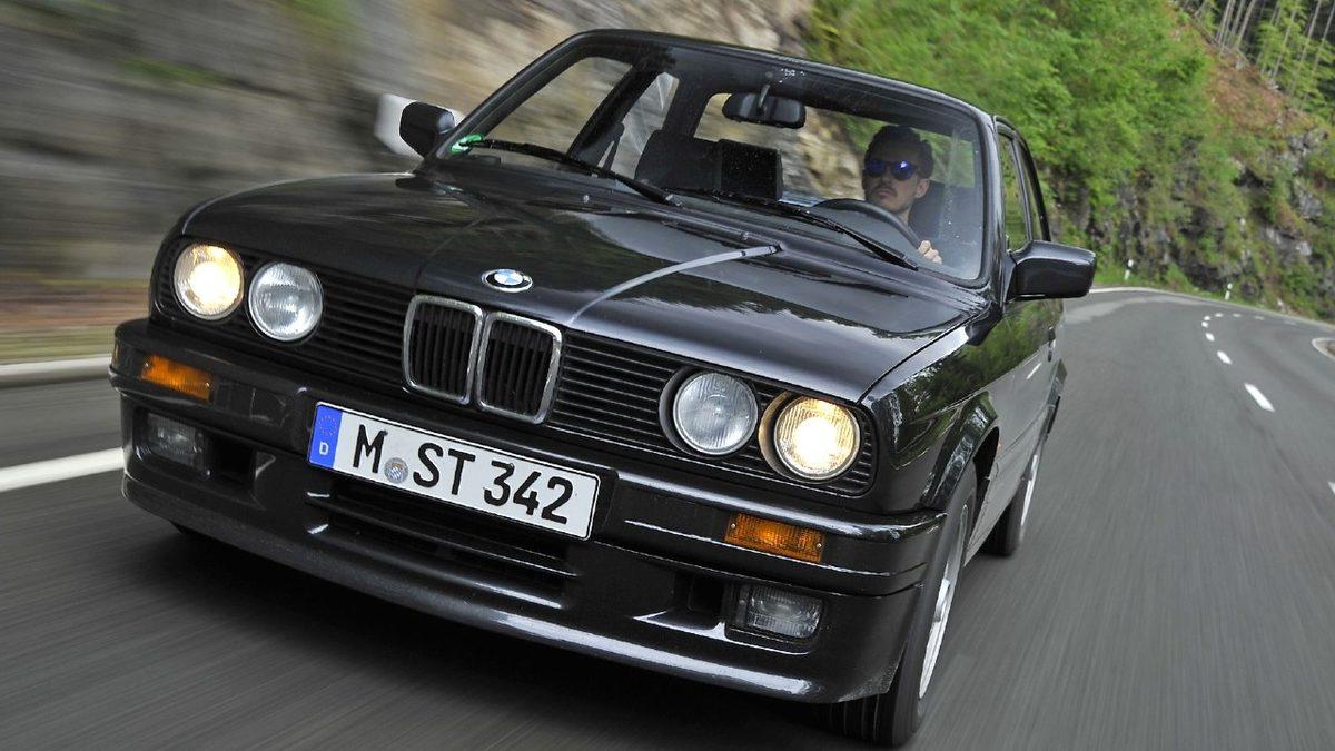 Malum Yenisine Para Yetmiyor: Peki Az Yol Yapmış, Eski Model Bir Otomobil Almak Ne Kadar Mantıklı?