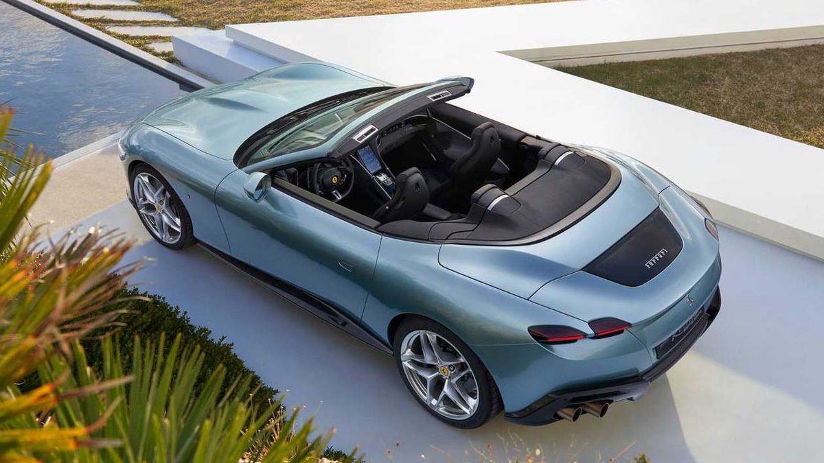 Araba Değil Sanat Eseri... Ferrari Roma Spider Tanıtıldı