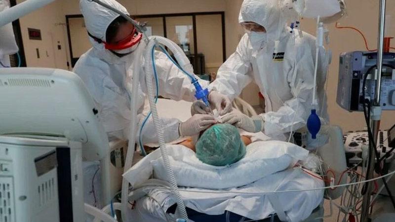 Güney Afrikalı Doktorlar, Omicron Varyantının Belirtilerini Açıkladı