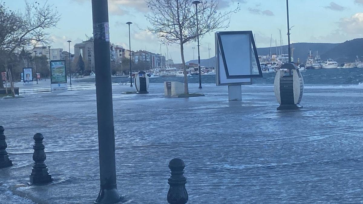 THY, Fırtına Nedeniyle İstanbul Varışlı Uçuşları Durdurdu