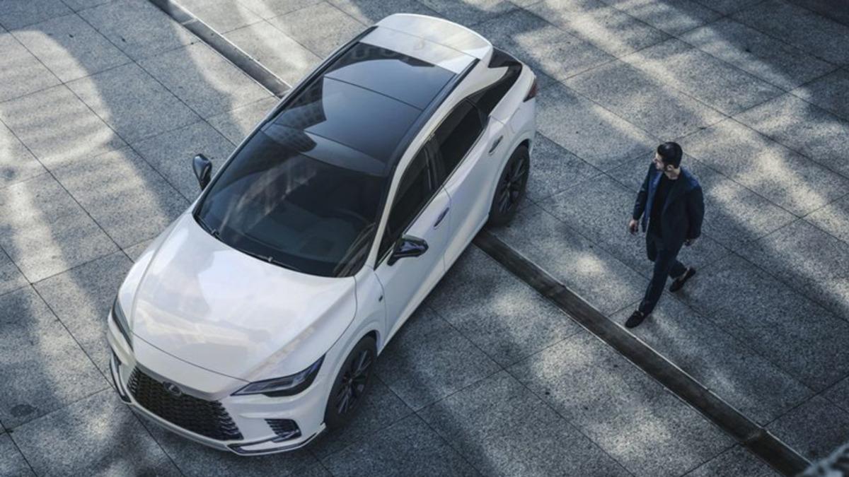 Yeni Lexus RX, Fiyat Sabitleme Garantisi ile Türkiye’de Satışa Sunuldu: İşte Can Yakan Fiyatı ve Hayran Bırakan Özellikleri