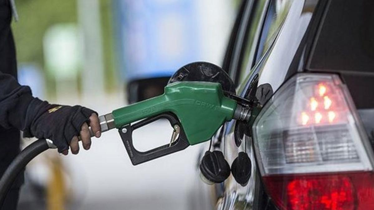 Geçen Hafta 1 TL Zamlanan Motorinin Litre Fiyatında 44 Kuruşluk İndirim Geldi