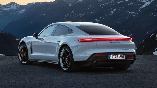 Porsche, 2023’te Elektrikli Otomobil Fiyatlarını Önemli Oranda Yükseltmeyi Planlıyor (Biz Zaten Alamıyorduk)
