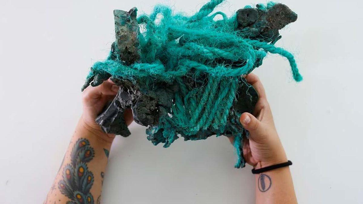 Tek Bir İnsanın Bile Yaşamadığı Adada ’Plastikten Kayalar’ Bulundu