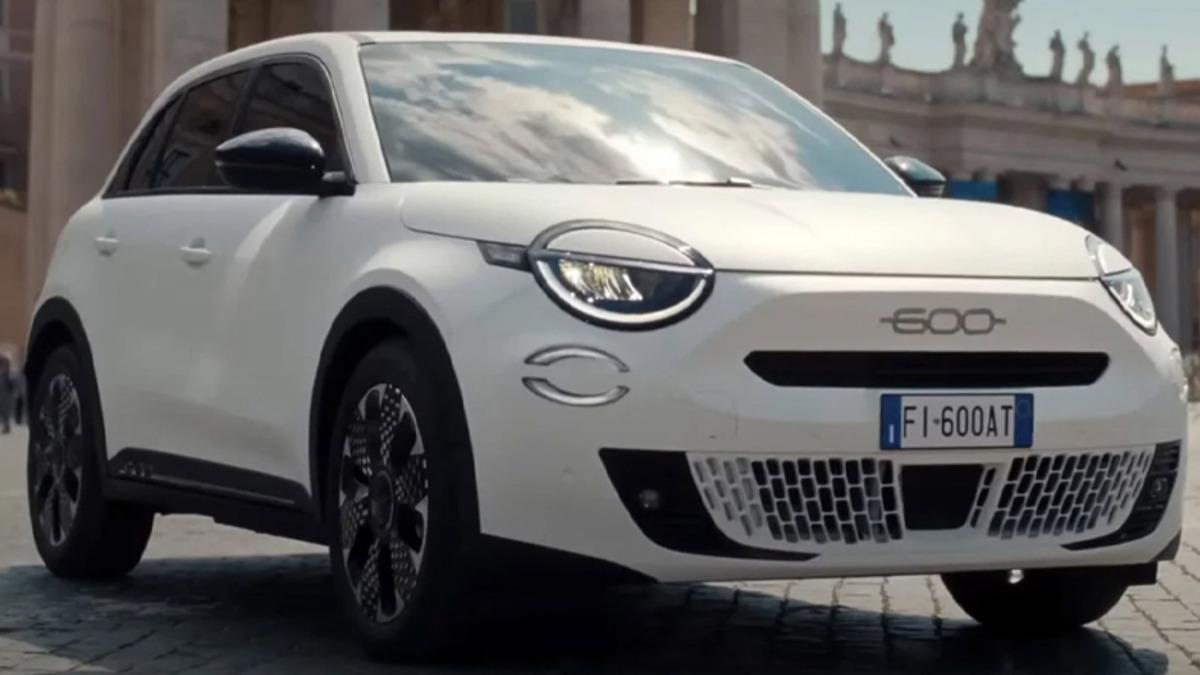Fiat, Elektrikli Crossover Fiat 600’ün Tasarımını Resmen Paylaştı [Video]