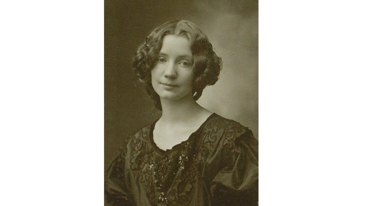 Cinsiyet Değiştirme Ameliyatı ile Dünyanın İlk Transseksüeli Olan Lili Elbe’nin İlginç Hayat Hikâyesi