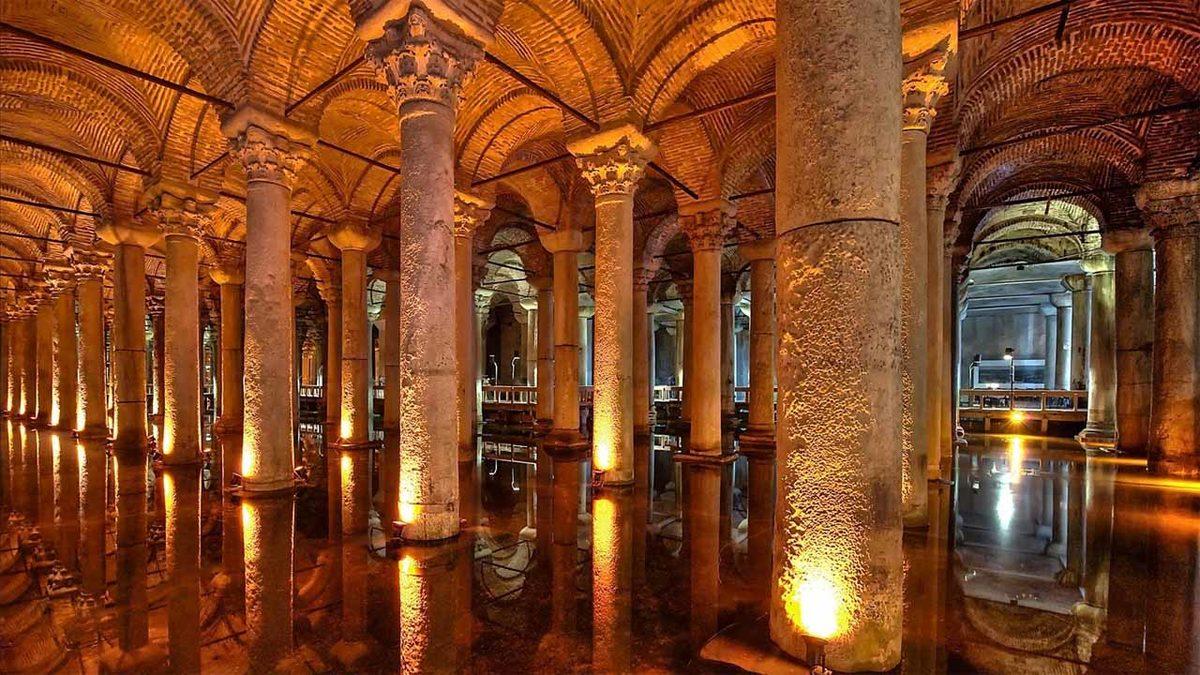 Dört Farklı İmparatorluğun Başkenti Olmuş İstanbul’da Yer Alan Tarihi Eserler Hakkında Çoğunu İlk kez Duyacağınız Sıra Dışı Bilgiler