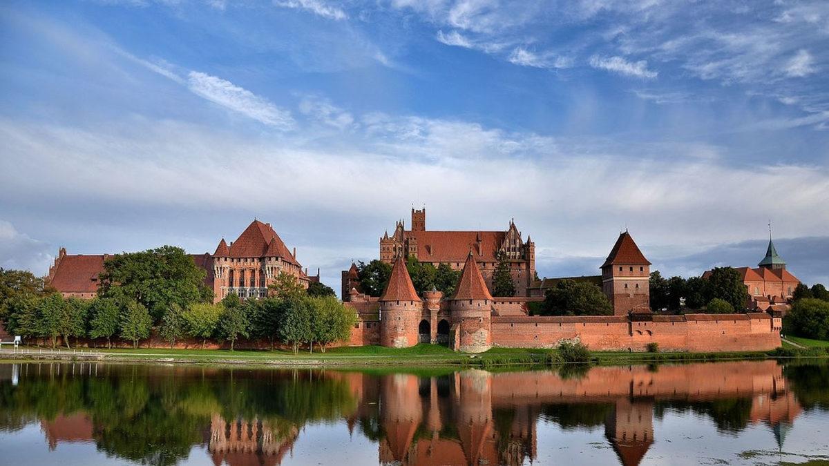 ’Kendi 7 Harikasına Sahip’ Polonya Hakkında Daha Önce Duymadığınız İlginç Bilgiler