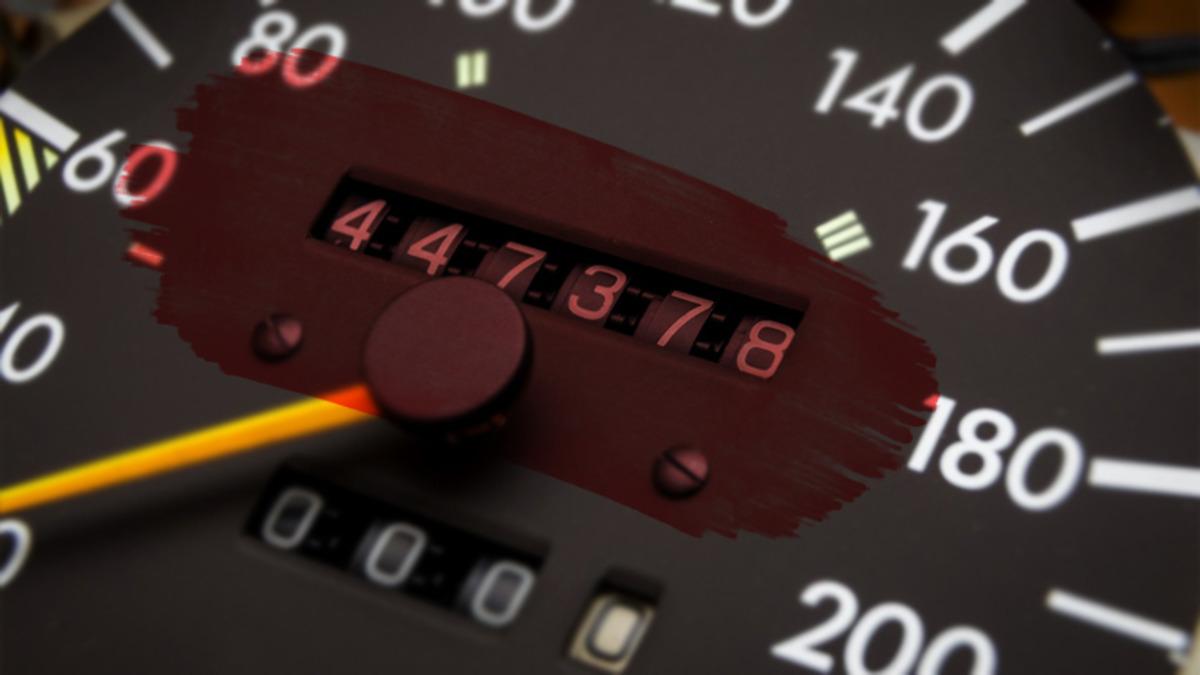 ‘İkinci El’deki En Büyük Tuzak: Bir Arabanın Kilometresinin Düşürüldüğü Nasıl Anlaşılır?