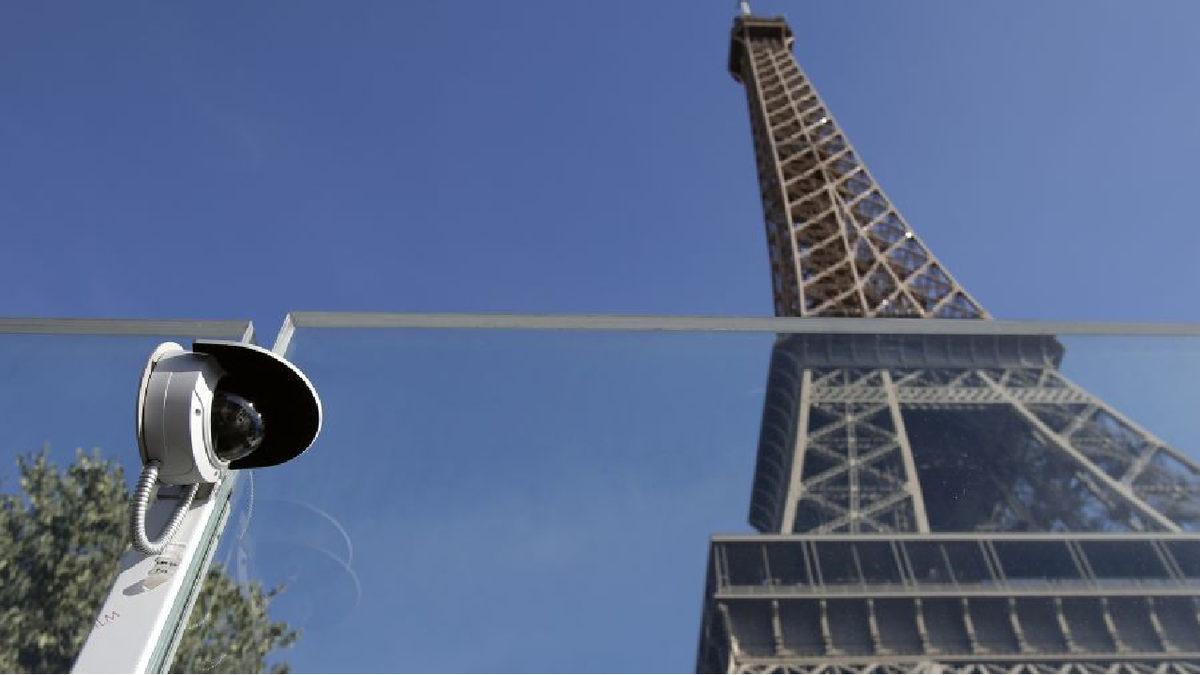 Fransa, Endişelere Rağmen Yapay Zekâ Destekli Gözetim Sistemlerini 2024 Olimpiyatları’nda Kullanmayı Planlıyor