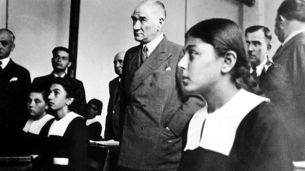 Keşke Şimdi de Zorunlu Olsa: Bir Dönem Uzay Bilimine Âşık Liseli Gençler Yetiştiren 