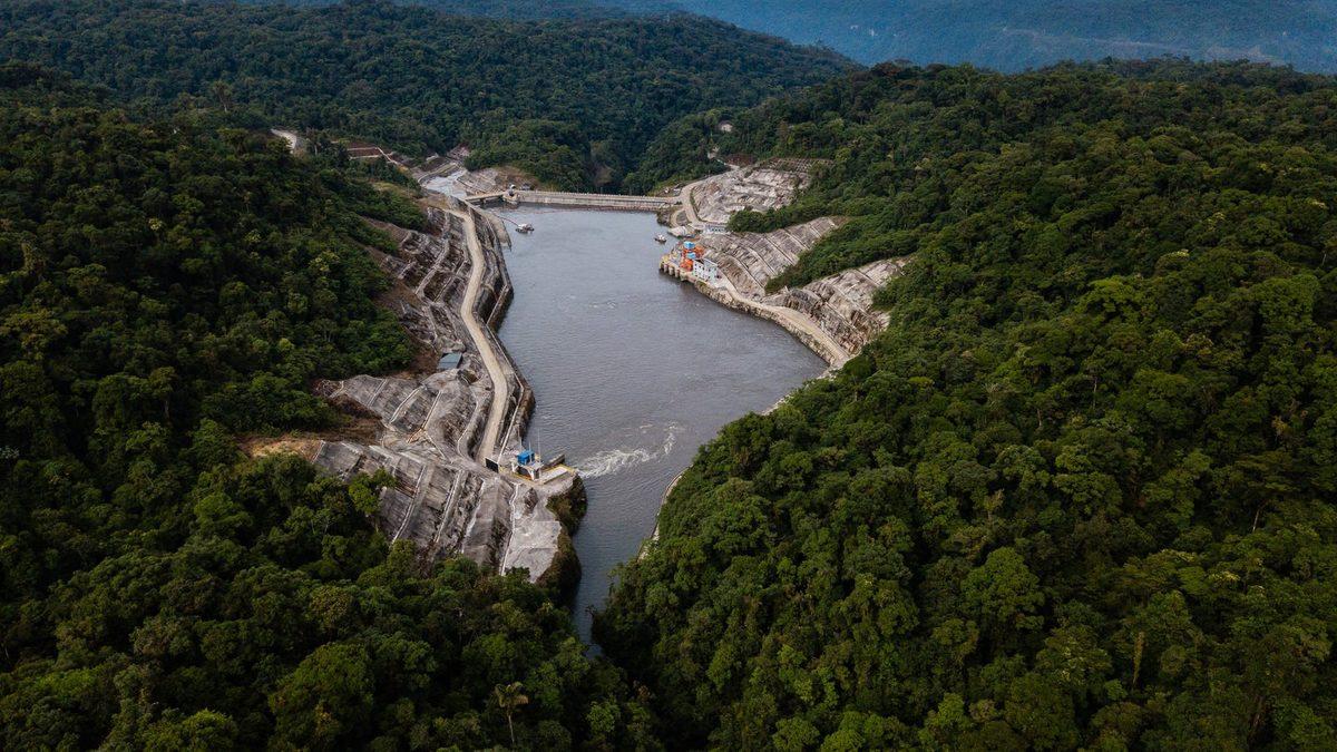 Bazı Barajların Duvarları Neden Eğimli İnşa Edilir? Tek Sebebi Basınç Değil!