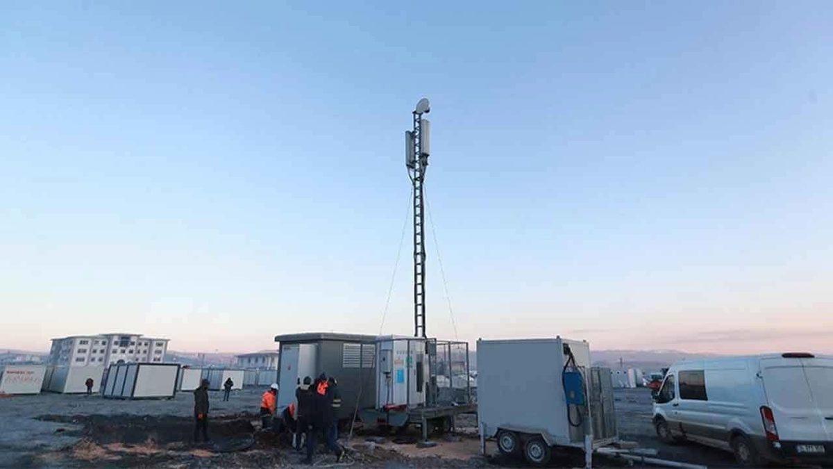 BTK’dan Deprem Bölgesinde İletişimin Çökmesi Hakkında Açıklama: Baz İstasyonları, Sorunun Küçük Kısmı