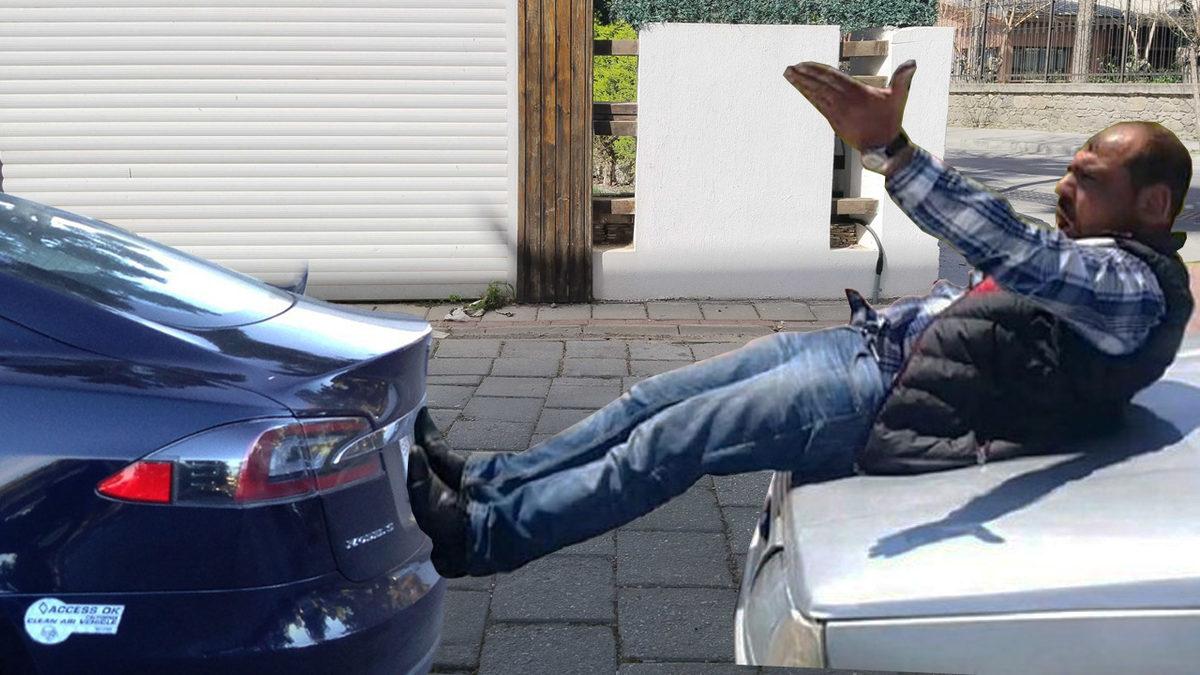 Ülkemizde Satışa Çıkan Tesla’yı Yakında Bu Hallerde Görürseniz Şaşırmayın: Tuğra Çıkartmaları, Düğün Arabası ve Dahası...