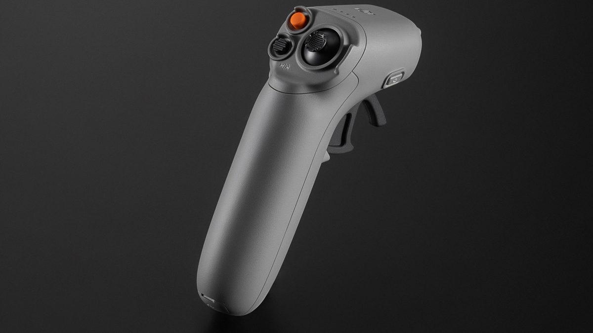 DJI, Drone Kullanırken Uçuyormuş Gibi Hissettiren Yeni Gözlüğü ile Kumandasını Duyurdu