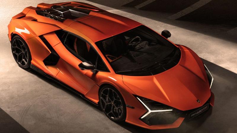 Kelimelerin Kifayetsiz Kaldığı Süper Spor Otomobil Yollarda: Karşınızda 2024 Lamborghini Revuelto! [Video]