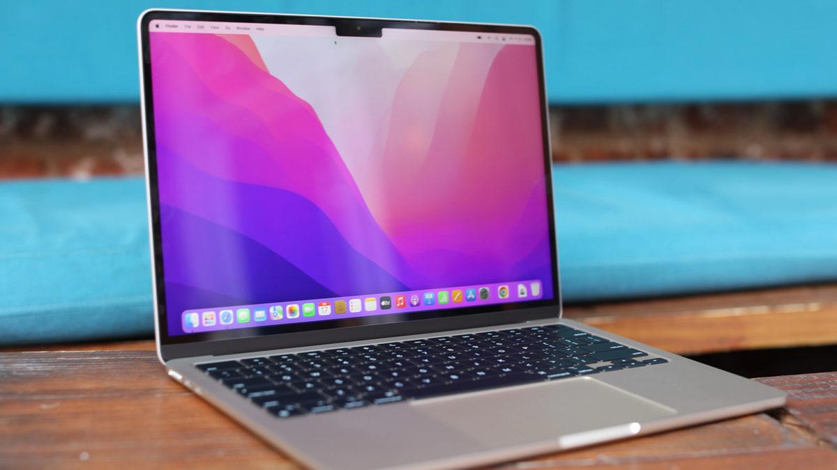 Siyahı Siyah Gibi Gösterecek OLED Ekranlı Macbook’lar İçin Bir Süre Daha Beklememiz Gerekebilir