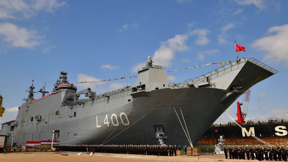 Dünyanın İlk İHA Gemisi TCG Anadolu, Donanmaya Teslim Edildi (Bir Süre İsteyen Herkes Ziyaret Edebilecek)