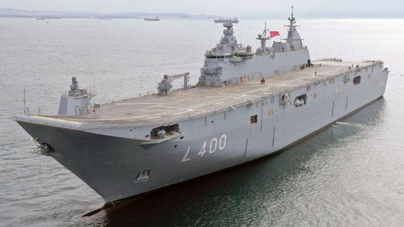 Dünyanın İlk İHA Gemisi TCG Anadolu, Donanmaya Teslim Edildi (Bir Süre İsteyen Herkes Ziyaret Edebilecek)