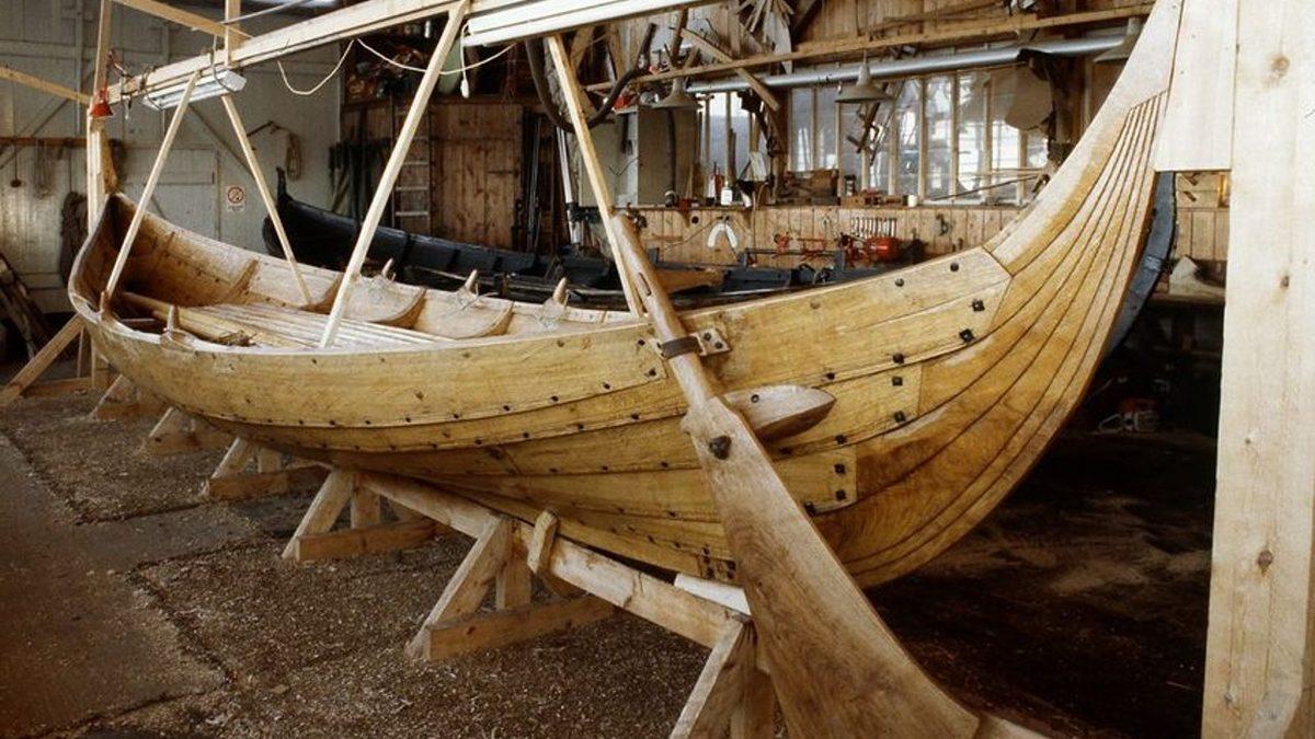 Uçaklara Soldan Binilmesinin Altında Yatan İlginç Sebep: Tahmin Etmesi Epey Zor!