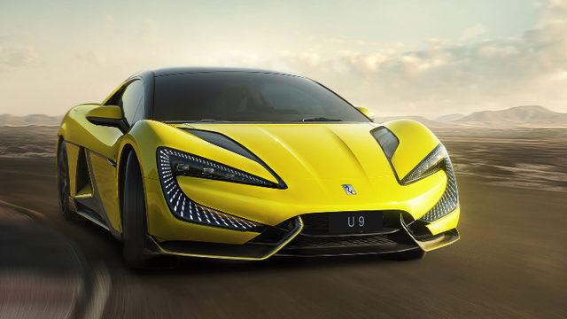 BYD, Dans Edip Zıplayabilen Süper Otomobili YangWang U9’u Tanıttı: Üç Tekerlek Üzerinde de Gidebiliyor! [Video]