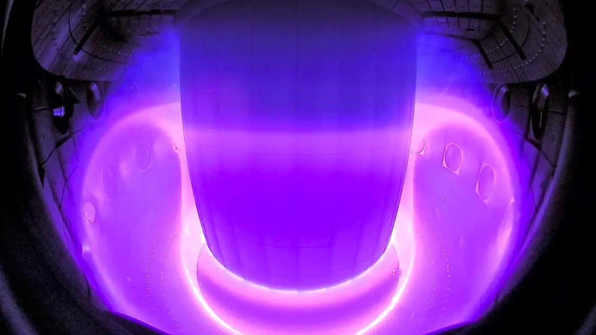 Sonsuz Enerjiye Ulaşmak İçin Kritik Başarı: Daha Küçük Hacimli Sistemlerle Daha Fazla Enerji Elde Edilebilir!