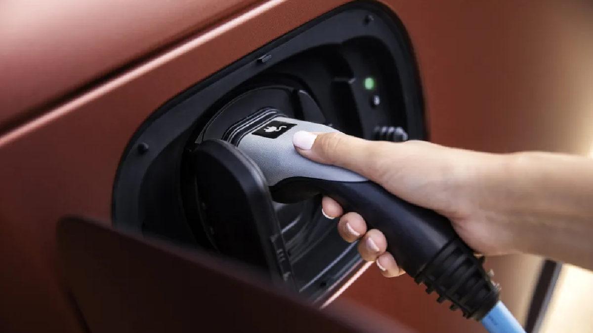 İlk Elektrikli Range Rover’ın Ne Zaman Çıkacağı Belli Oldu