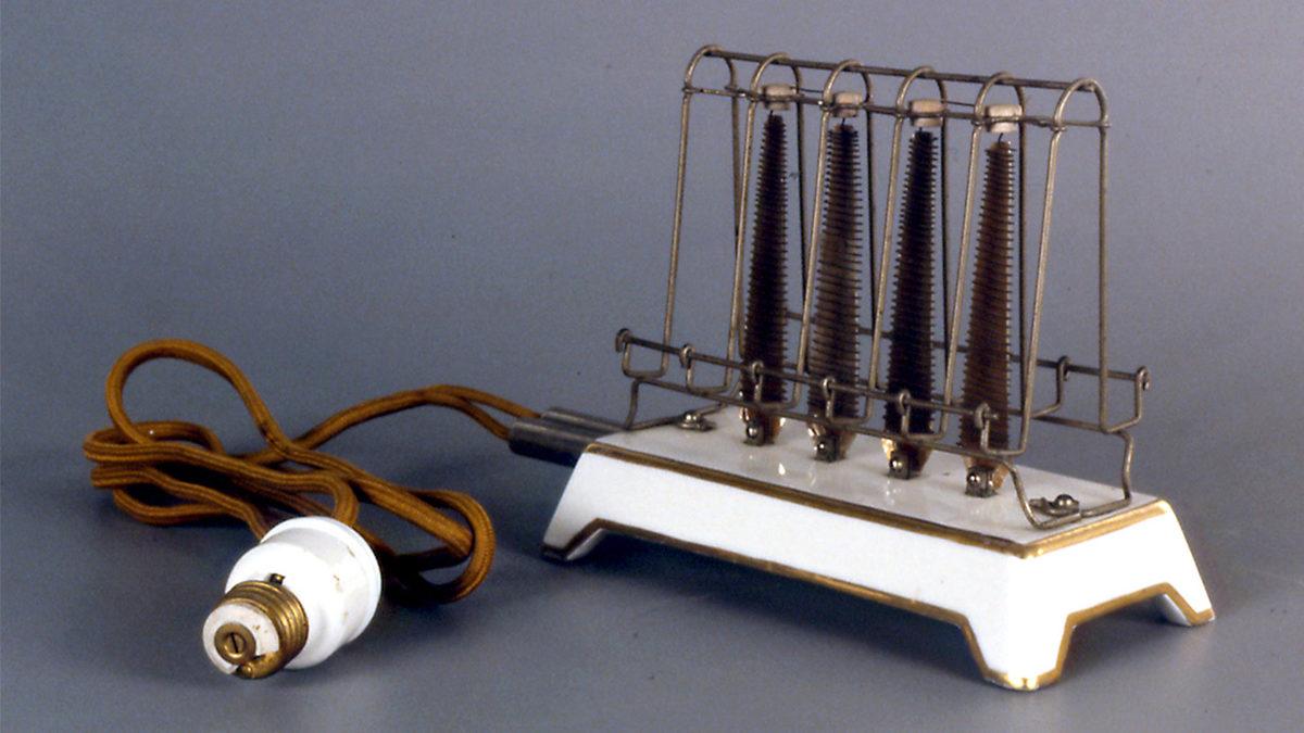 Fişleri Prizden Çıkardıktan Sonra Tekrar Geri Takmadan Önce Neden 