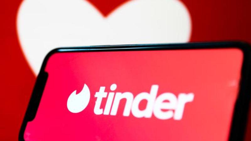 Tinder’da ’Sahte Profil’ Devri Kapanıyor: İşte Yakında Zorunlu Olacak Yeni Özellik