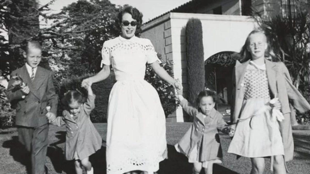 Yaklaşık 5000 Çocuğu Kaçırıp Satarak Milyonlar Kazanan Bir Kadının Kirli İşlere Bulaşma Hikâyesi