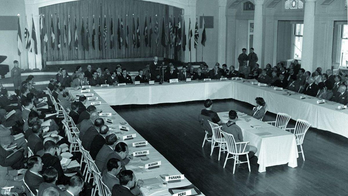 Euro’nun Dünya Versiyonu: Bütün Ülkeler Tek Bir Para Birimi Kullansa Daha İyi Olur muydu?