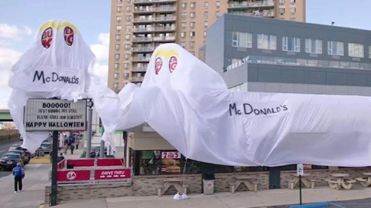 Âşık Atışması Tadında: Rakip Markaların Birbirlerine Diss Attığı 17 Eğlenceli Reklam