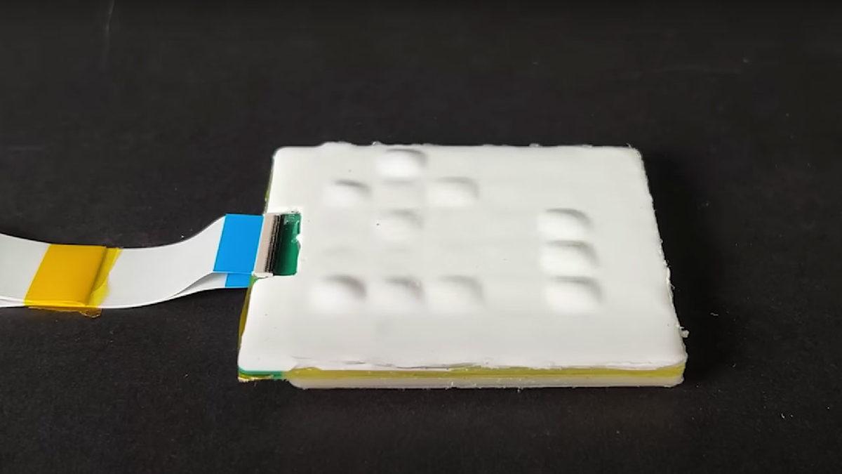 Tuşlu Telefonları Özleyenlere: ’’Şişirilebilir Klavyeli Ekran’’ Teknolojisi Geliştirildi