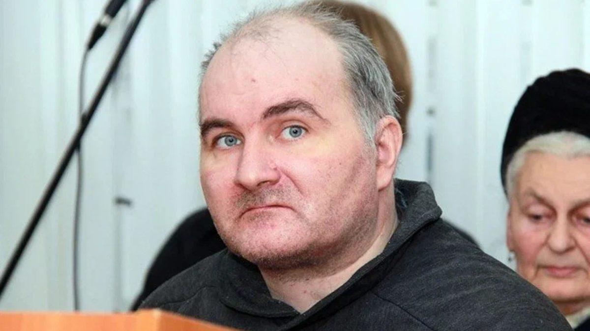 Geceleri Mezardan Küçük Kız Cesetlerini Çıkarıp Oyuncak Bebek Yapan Adam: Anatoly Moskvin