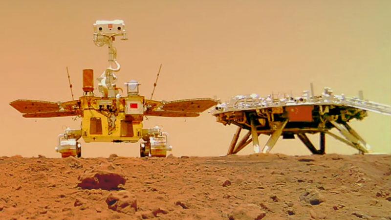 Çin’in Zhurong Mars Gezgini, Kızıl Gezegendeki Kumullarda Su İzleri Buldu